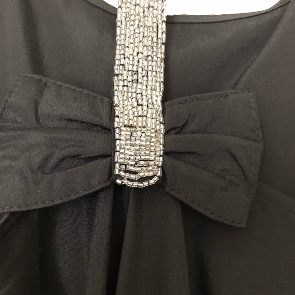 Black shirt with bow - Picture 3 of 4